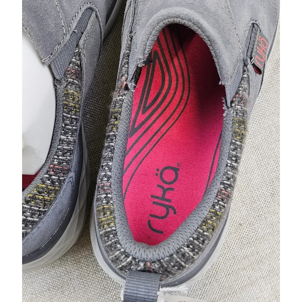 Ryka Terrain Slip On Shoes Gray Suede Comfort Surround System Women's‎ Size 5M